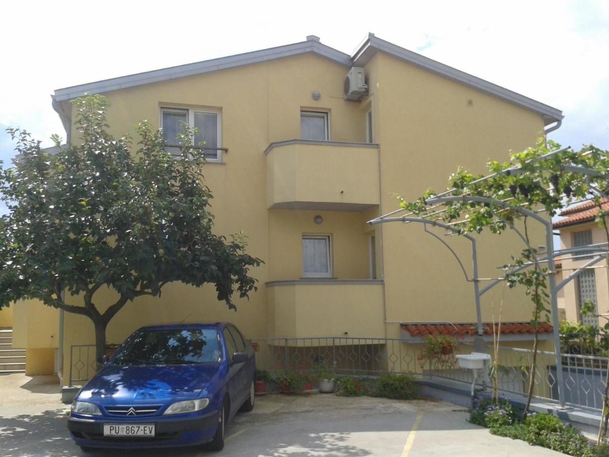 Apartments Monte Magno Pula Exteriör bild